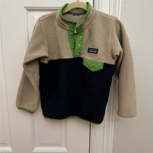 Patagonia Tan and Navy Fleece Pullover
